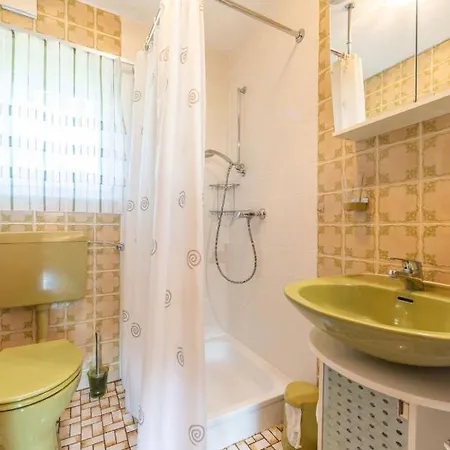 Am Hohen Bogen-26 By Interhome Daire *